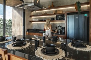 Wasserkocher mit Kaffee-/Teezubehör