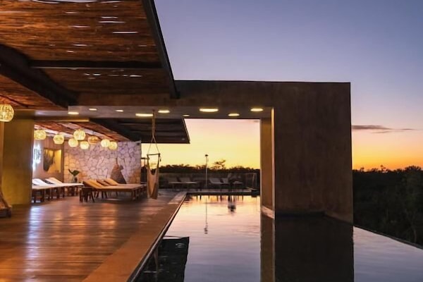 Alberca al aire libre