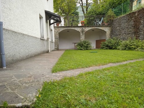 Ground floor apartment with garden and porch