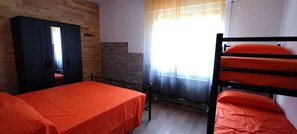 1 bedroom, iron/ironing board, WiFi - Ground floor apartment with garden and porch (Vidiciatico)