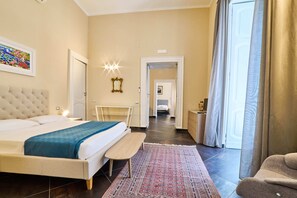 2 chambres, fer et planche à repasser, Wi-Fi gratuit, draps fournis