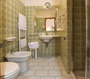 Free toiletries, hair dryer, bathrobes, bidet - Valgranda Wellness & Spa Hotel (Val di Zoldo)