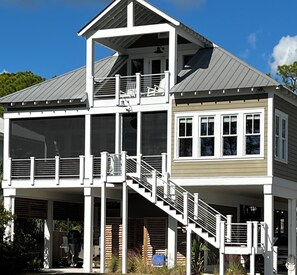 Exterior - Upscale Beachfront Family Home on Carrabelle Beach-Florida's Least Crowded Beach (Carrabelle)