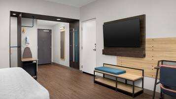 Desk, blackout drapes, free WiFi, bed sheets