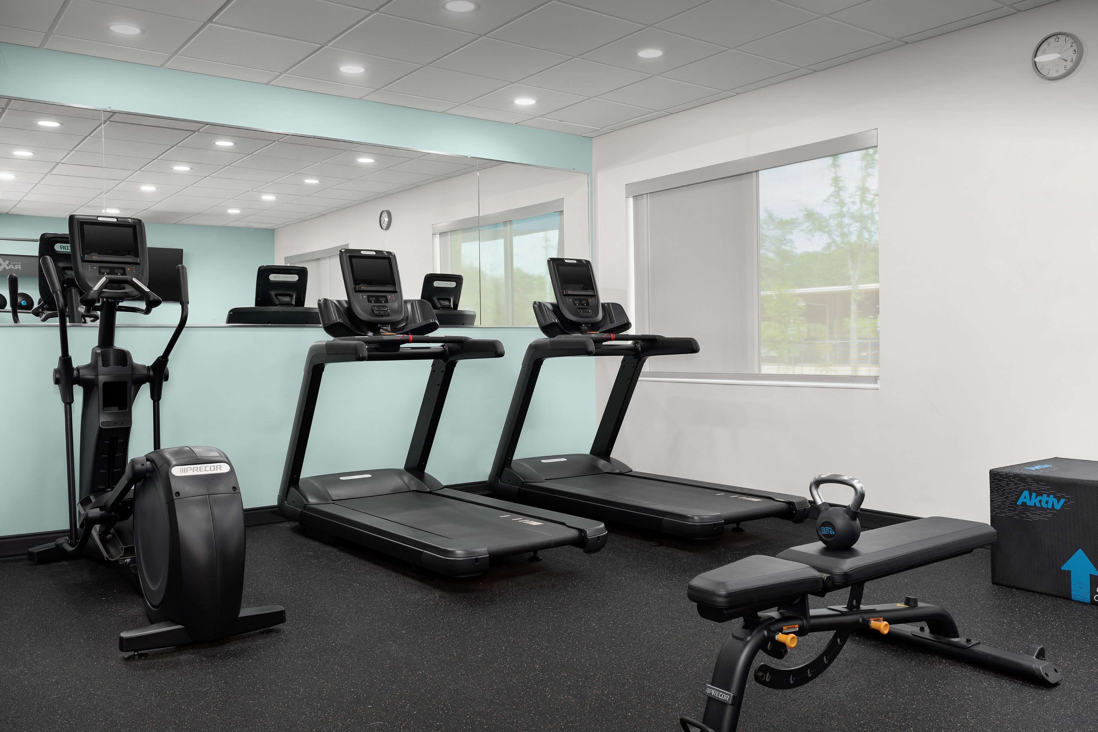 Photo - Tru By Hilton Jacksonville Airport