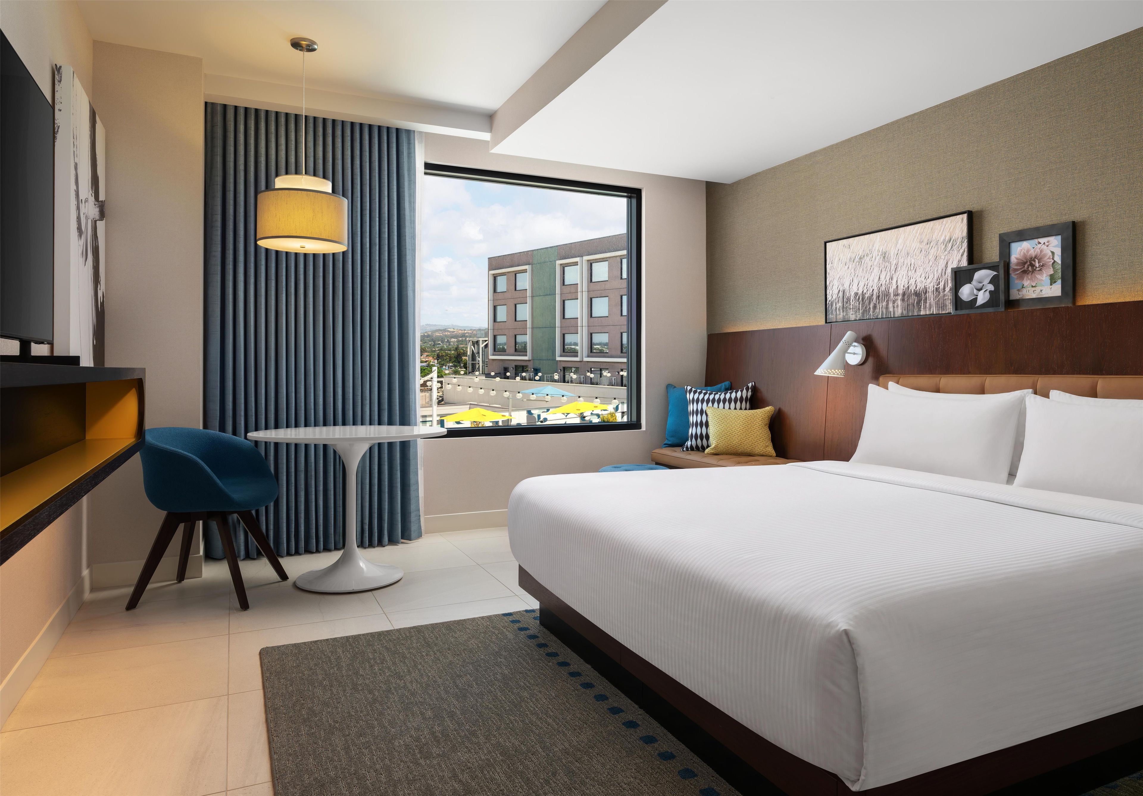 Hilton Buena Park Anaheim - Hotel Reviews, Deals & Photos 2026