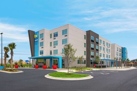 Tru By Hilton Destin - Image 15