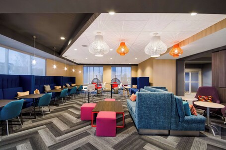 Tru By Hilton Destin - Image 30