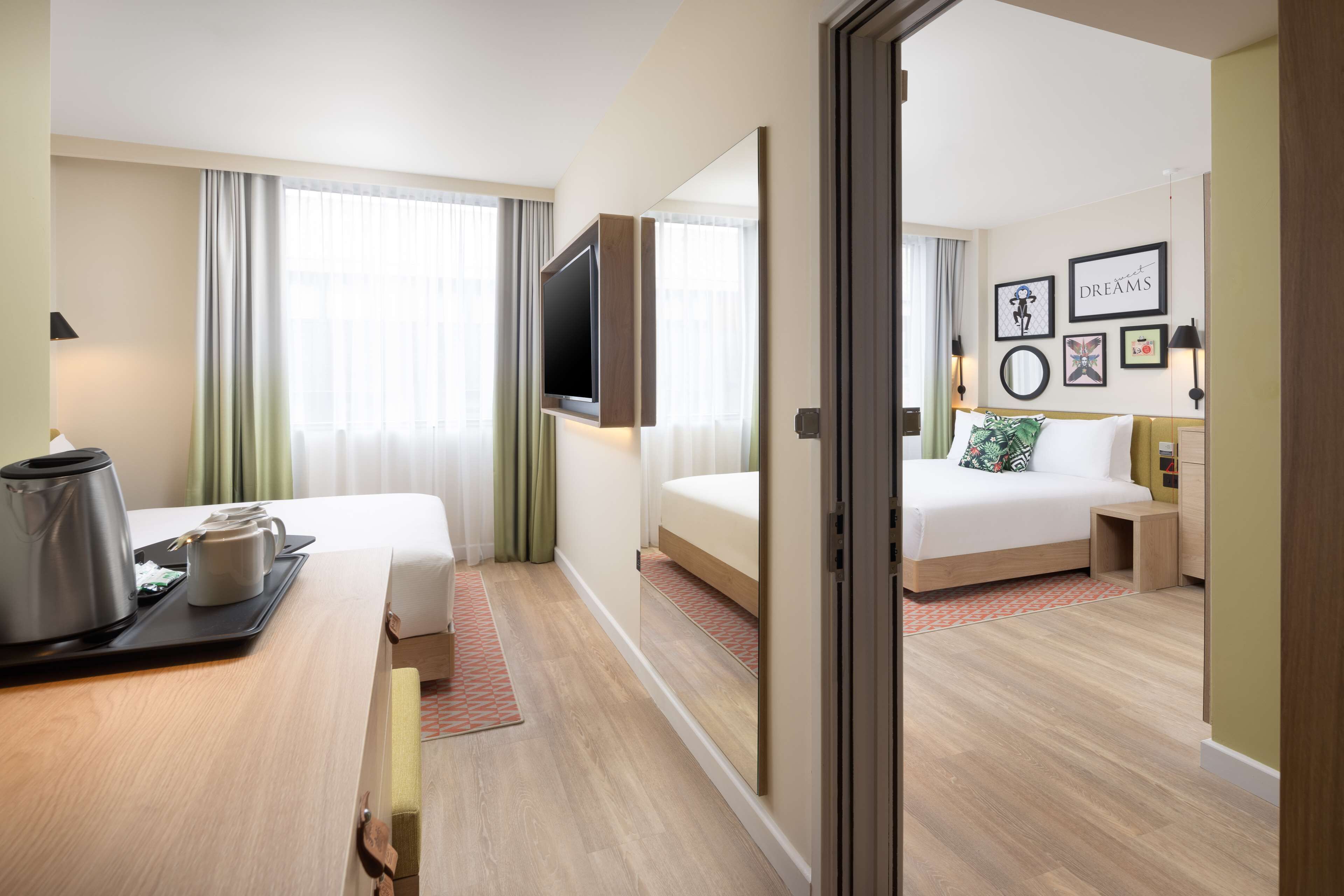 Habitació, 1 llit de matrimoni | Roba de llit hipoal·lergògena i caixa forta a l'habitació 