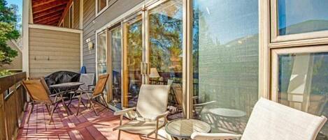 Condo (Remodeled and oversized 2-bedroom con) | Exterior