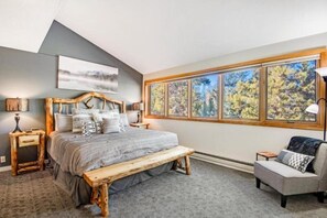 Condo (Remodeled and oversized 2-bedroom con) | Exterior