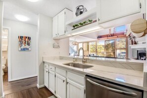 Condo (Remodeled and oversized 2-bedroom con) | Extérieur
