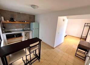 Svit Comfort | Eget kök | Mikrovågsugn, spishäll, kaffe- och tebryggare och mixer