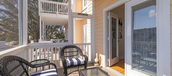 Pelican Reach Wild Dunes one block to the beach with pool access with golf cart