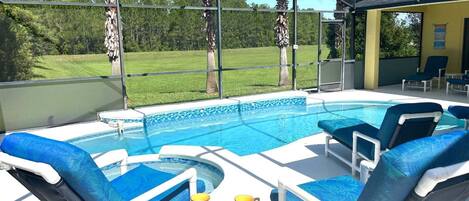 Beheizter Pool