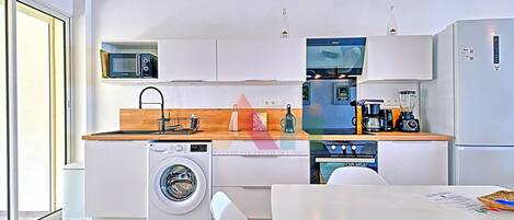 Fridge, microwave, oven, toaster