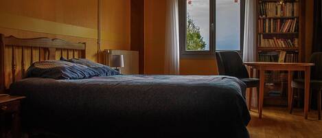 5 bedrooms, free WiFi