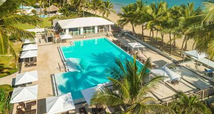 Luxury Villa 2m walk from the beach FULL ACCESS MILLENNIUM HOTEL. Pet Friendly.