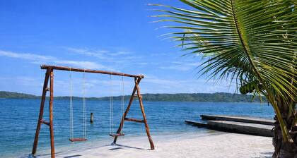 Akwaba Lodge Island Boutique Hotel