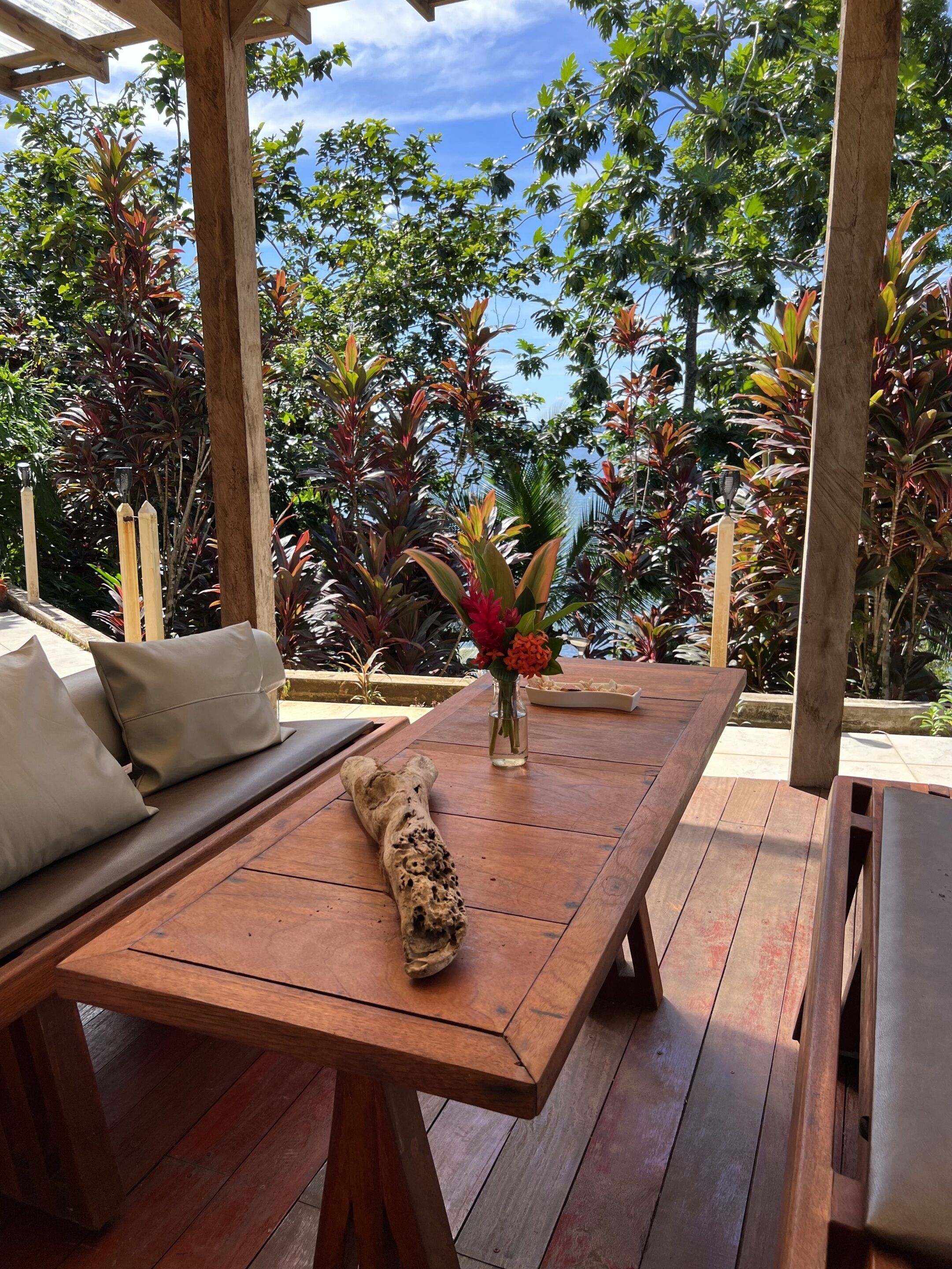 Phòng Superior, quang cảnh biển (Twin, Queen) | Bộ đồ giường cao cấp, két bảo mật tại phòng, trang trí khác biệt 