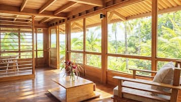 Bungalow – superior (Waterfront ) | Innvendig