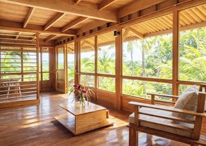 高級單棟小屋 (Waterfront ) | 內部