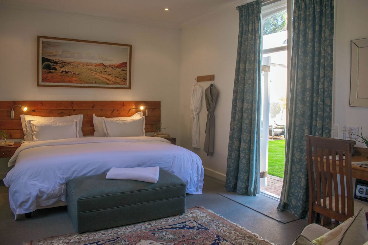 Comfort kamer, 1 kingsize bed, uitzicht op tuin | Kameruitzicht