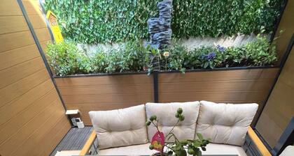 T1/ terrasse /proche centre Lyon