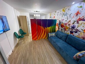 Smart TV - T1/ Terrasse /proche Centre Lyon (La Mulatière)