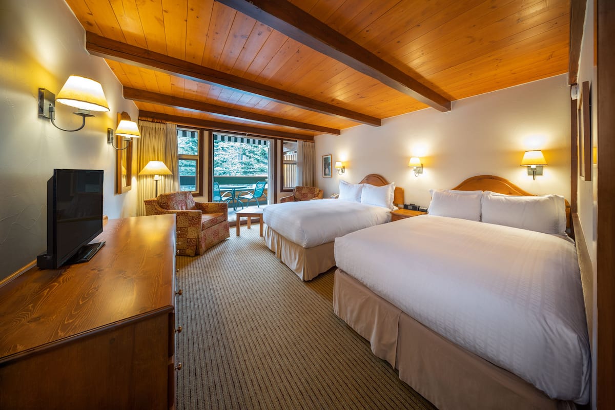 Post Room 2 Double Beds | 熨斗/熨衣板、免費無線上網、床單