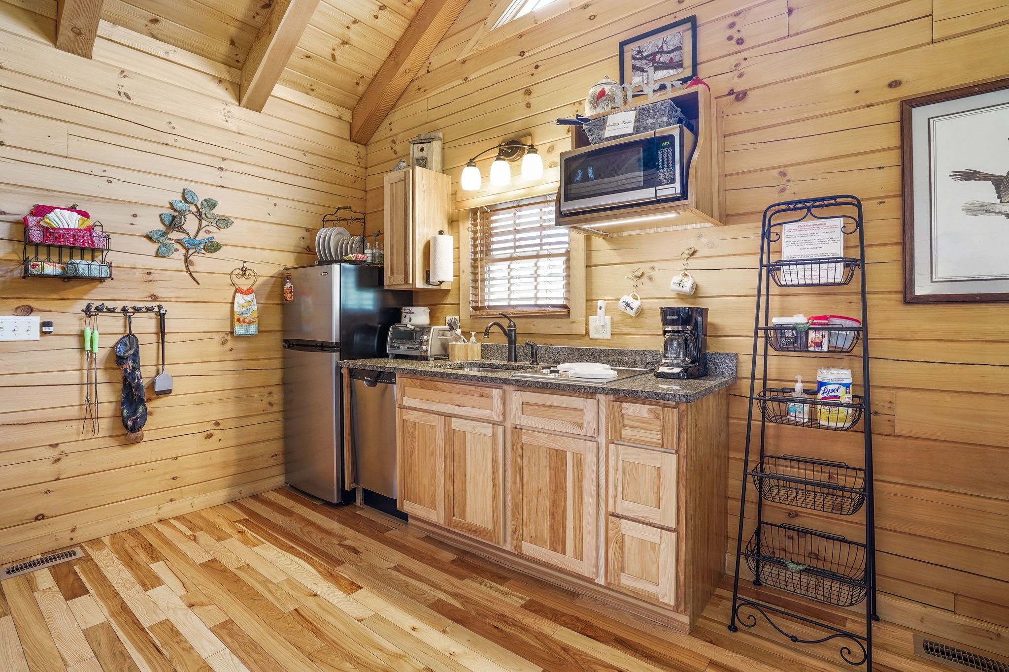 Coffee/tea maker, fridge, microwave, dishwasher