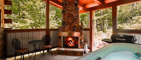 Bain à remous extérieur