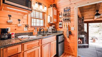 Fridge, microwave, coffee/tea maker, toaster
