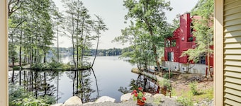 Lakefront Orange Vacation Rental - Pet Friendly!