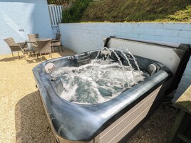 Bañera de hidromasaje exterior