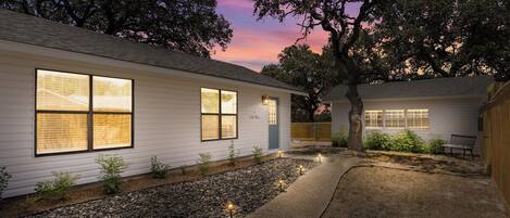 المنشأة من الخارج