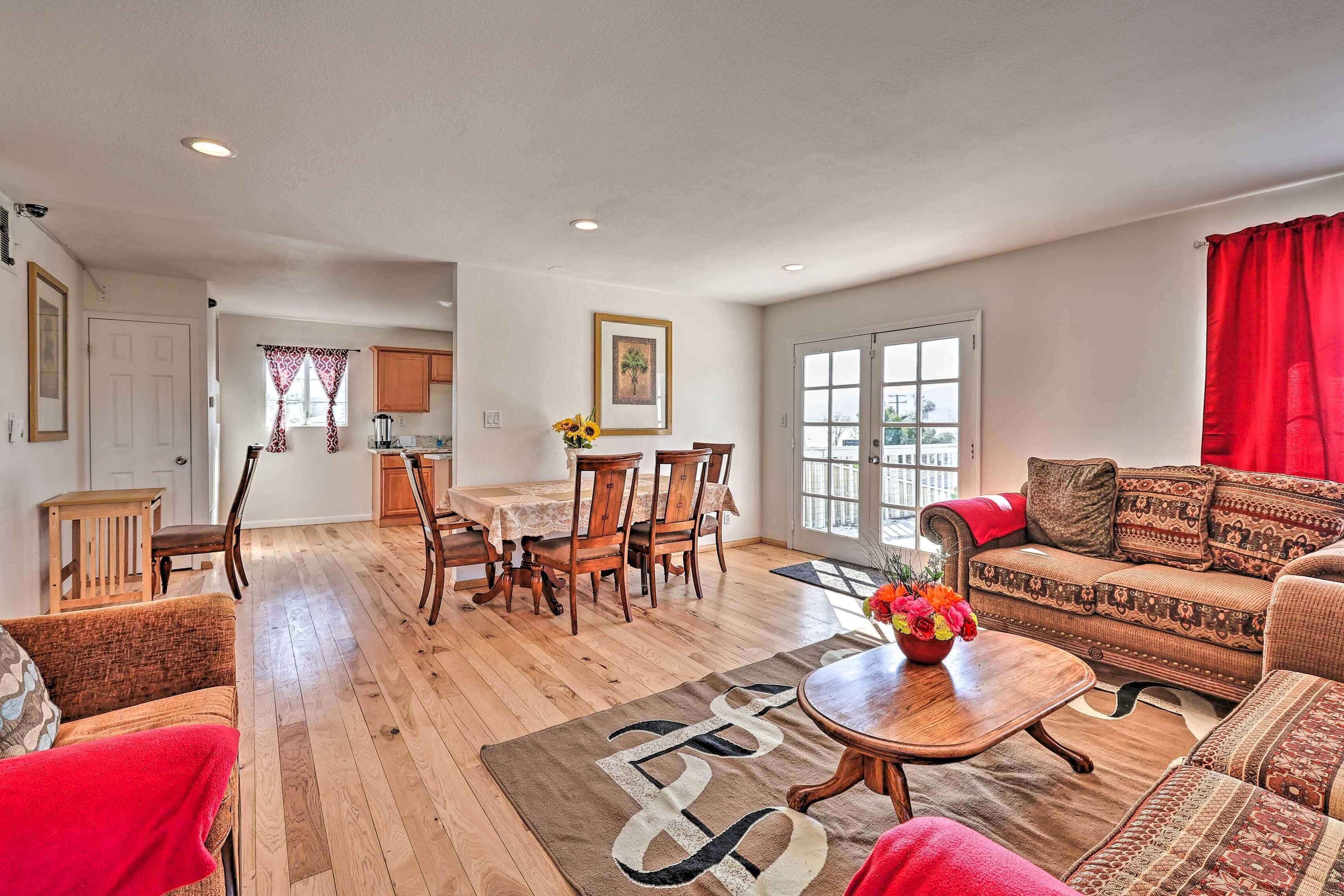 Lake Elsinore Retreat W/ Pool & Mountain Views - 레이크 엘진노어