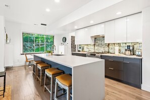 Fridge, microwave, oven, stovetop - Experience luxury at Jeremy Ranch Snowtop Manor, Close to everything Townhome! (Park City)