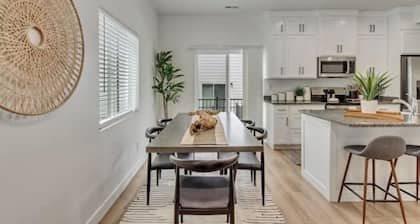 New Luxury Home w/ Master Suite