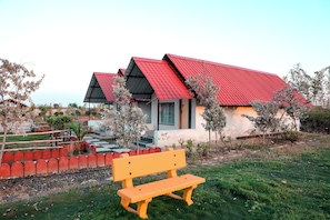 Property grounds - The Restfo Pench Tiger Resort (Ramtek)