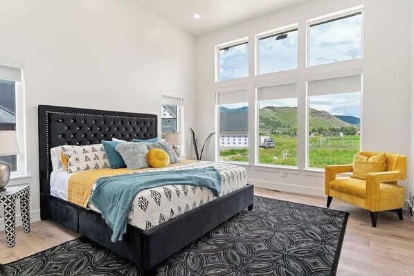 6 Schlafzimmer, Bügeleisen/Bügelbrett, kostenloses WLAN, Bettwäsche