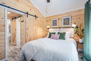 1 chambre, bureau, fer et planche à repasser, Wi-Fi gratuit