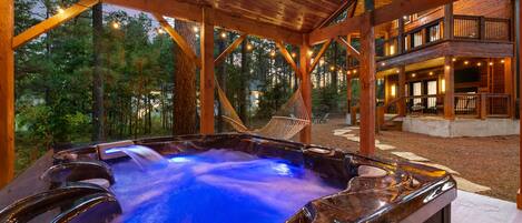 Bain à remous extérieur