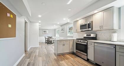 Charming Erie Home ~ 2 Mi to Downtown Delights!