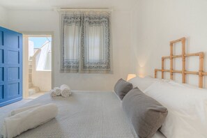 3 bedrooms, iron/ironing board, WiFi, bed sheets - Villa Infinity - Pool - Wifi - Parking (Taormina)