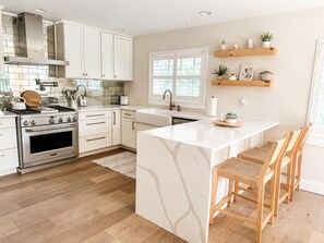 Fridge, microwave, oven, stovetop - Boho Chic Home With Heated Pool in Jupiter! (Tequesta)