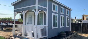 Cute Tiny House in Lakeside