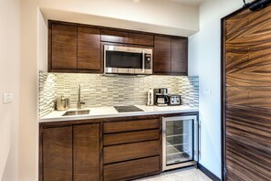 Fridge, microwave, stovetop, coffee/tea maker