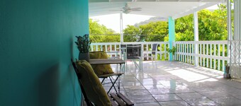 HighTide Guesthouse