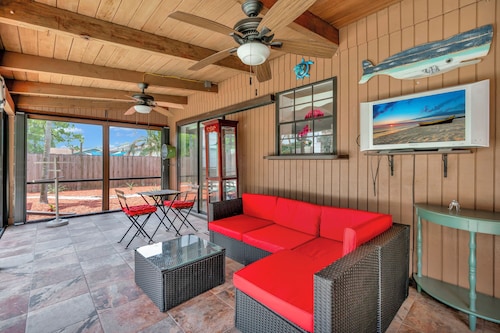Tropical Paradise with a private pool in Port Saint Lucie, Florida